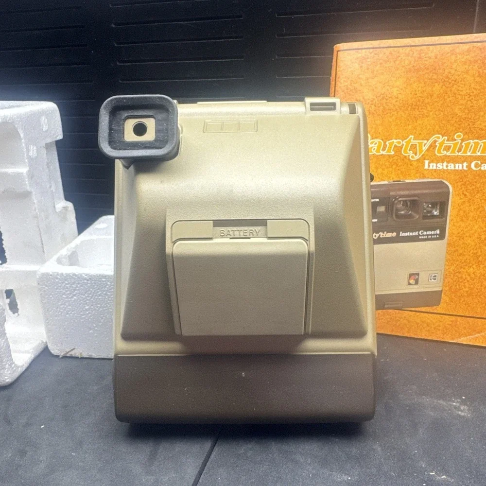 Vintage Kodak Partytime Instant‎ Film Camera. Untested.